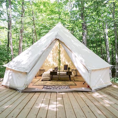 Miller Lake Grotto Getaway酒店 外观 照片